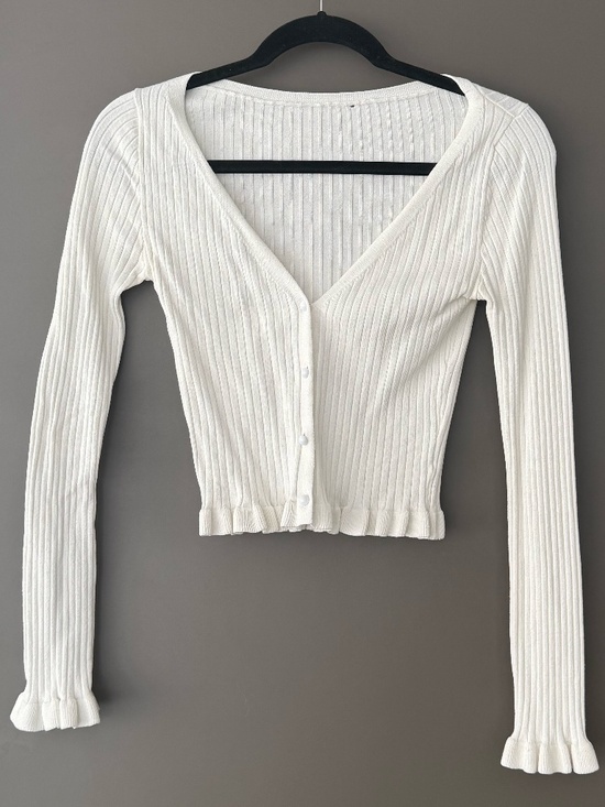 Sweaters - White Ribbed Knit Peplum Cardigan Women’s Size S Fitted Button Front